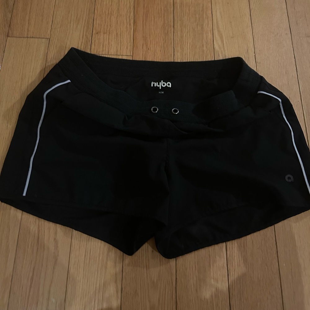 Women workout black shorts size M brand Hyba